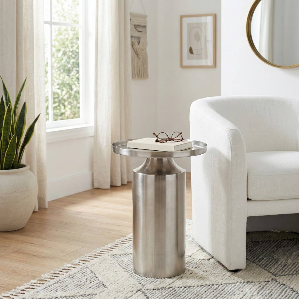Side Table - Silver Iron Minimalist Circle, 19 in.