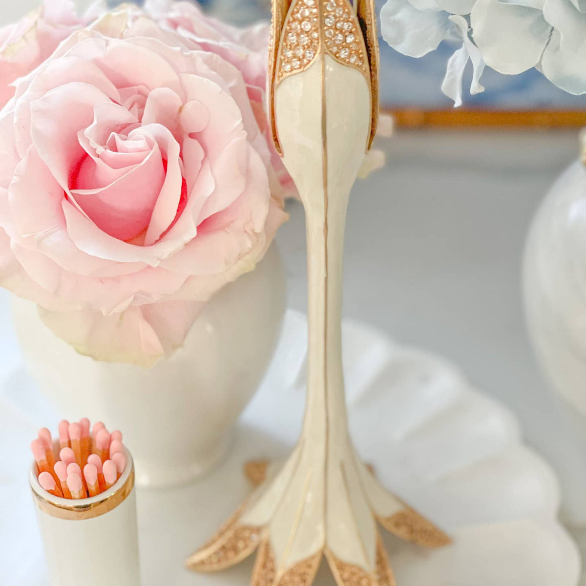 Jay Strongwater Abraham Tulip White Candlestick Holder
