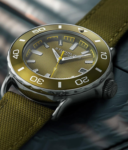 Stuhrling Original Explorer Men's Quartz Diver Watch, 40mm, Green Case