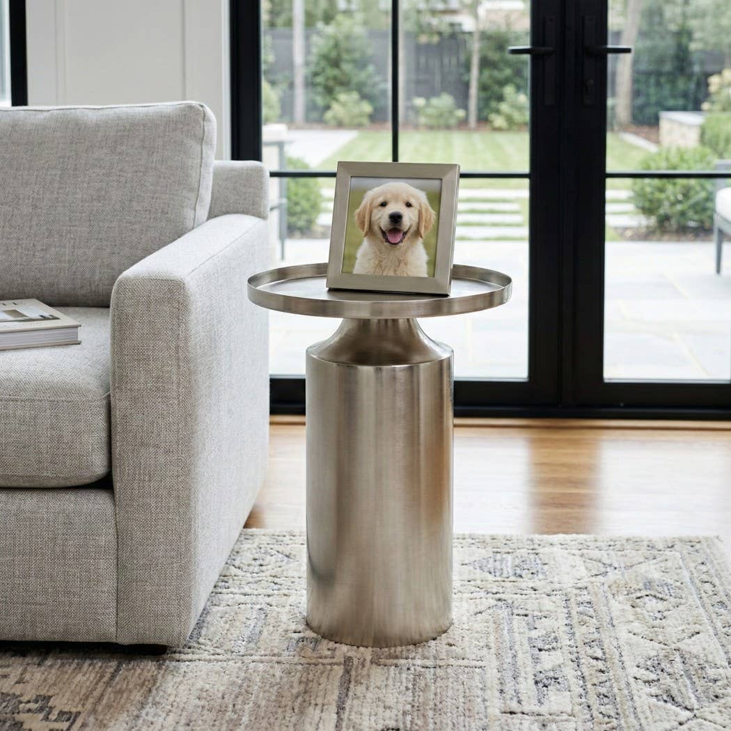 Side Table - Silver Iron Minimalist Circle, 19 in.