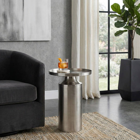 Side Table - Silver Iron Minimalist Circle, 19 in.